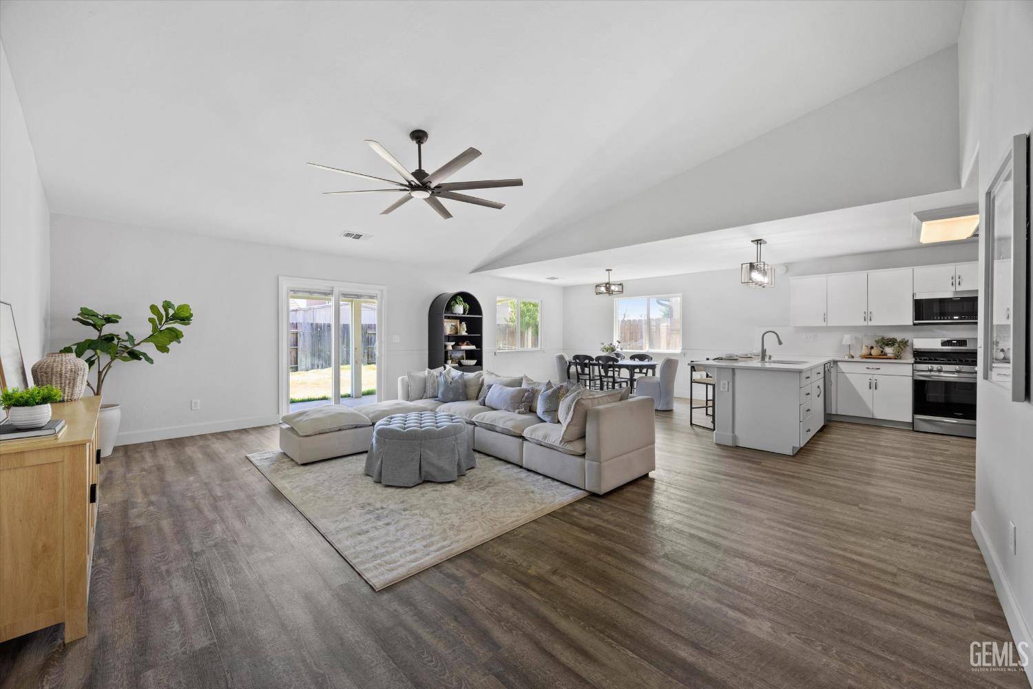 11401 Eresma Drive — photo 4