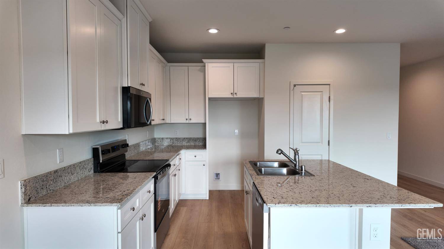 6107 Banner Court — photo 6