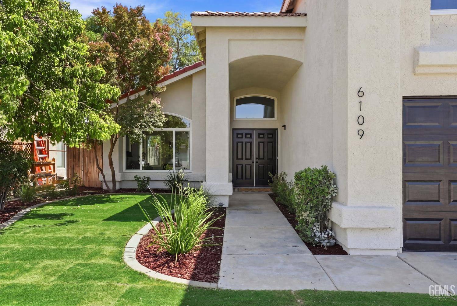 6109 Cancun Court — photo 4