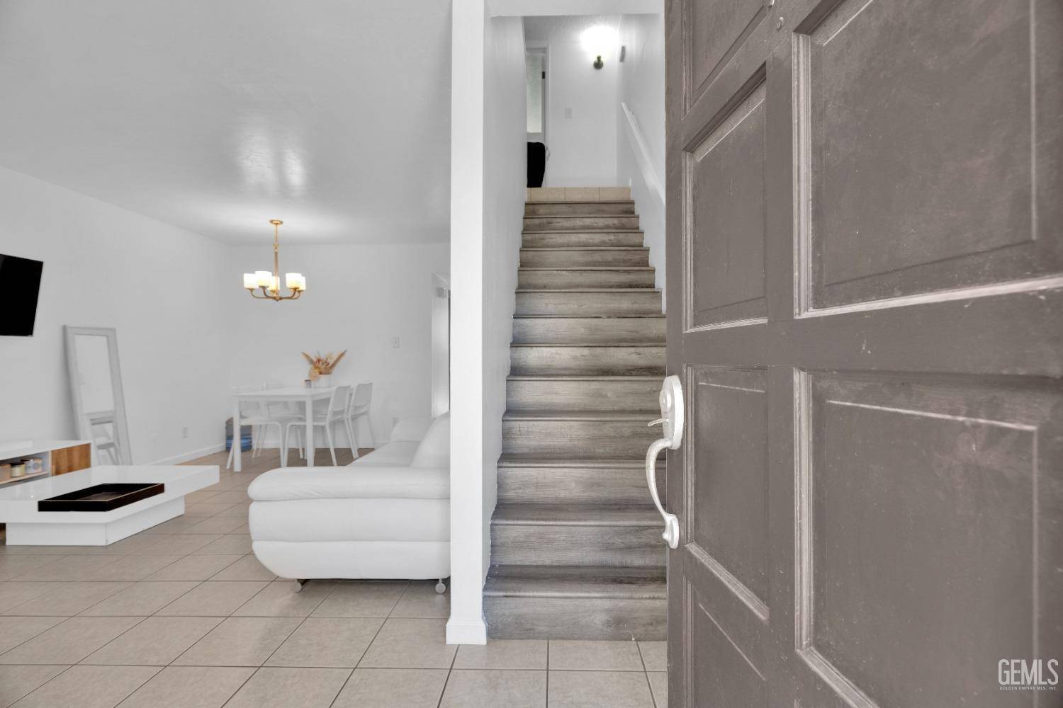 1437 Libra Court — photo 3