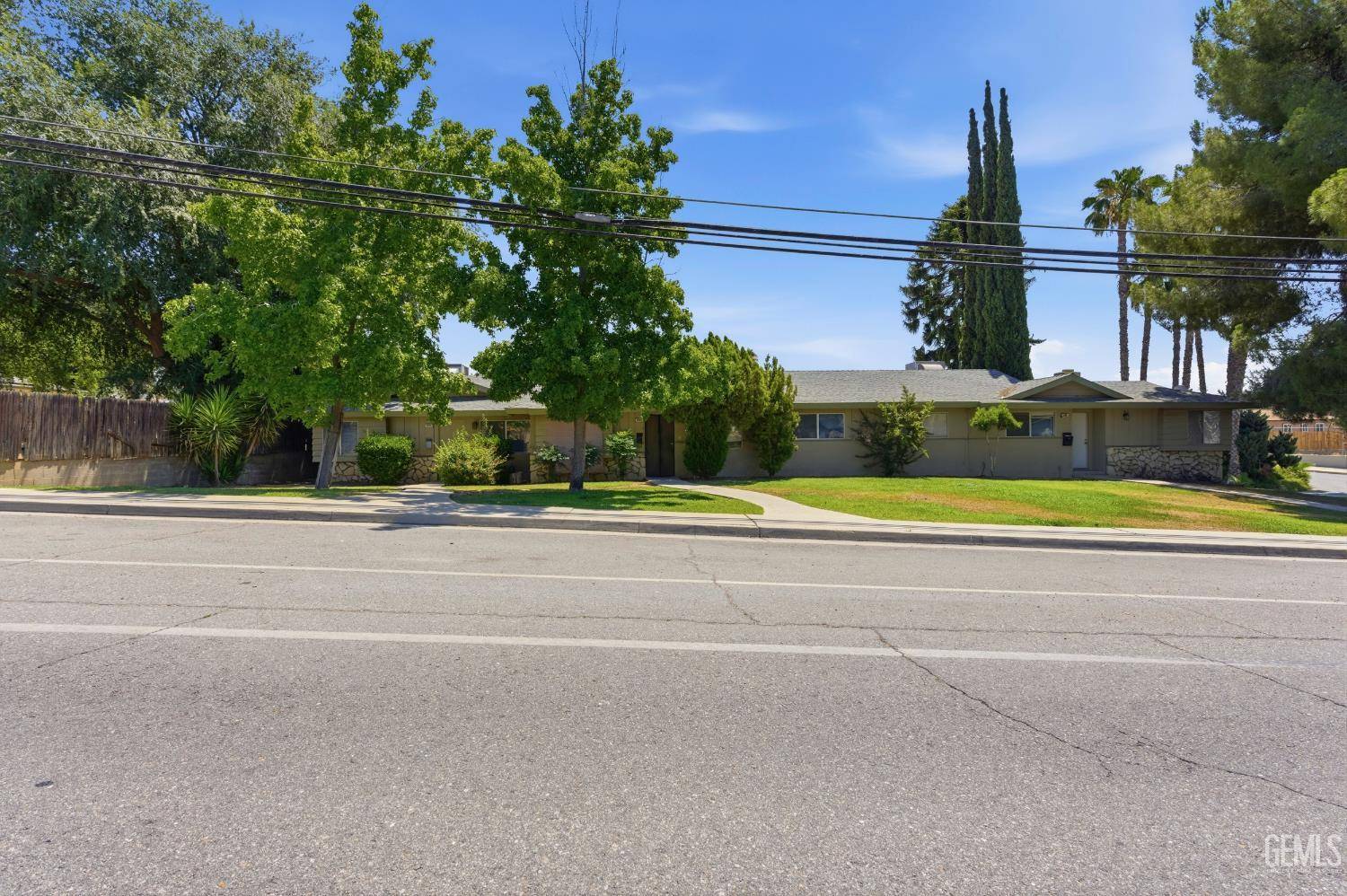 2801 Alta Vista Drive — photo 2