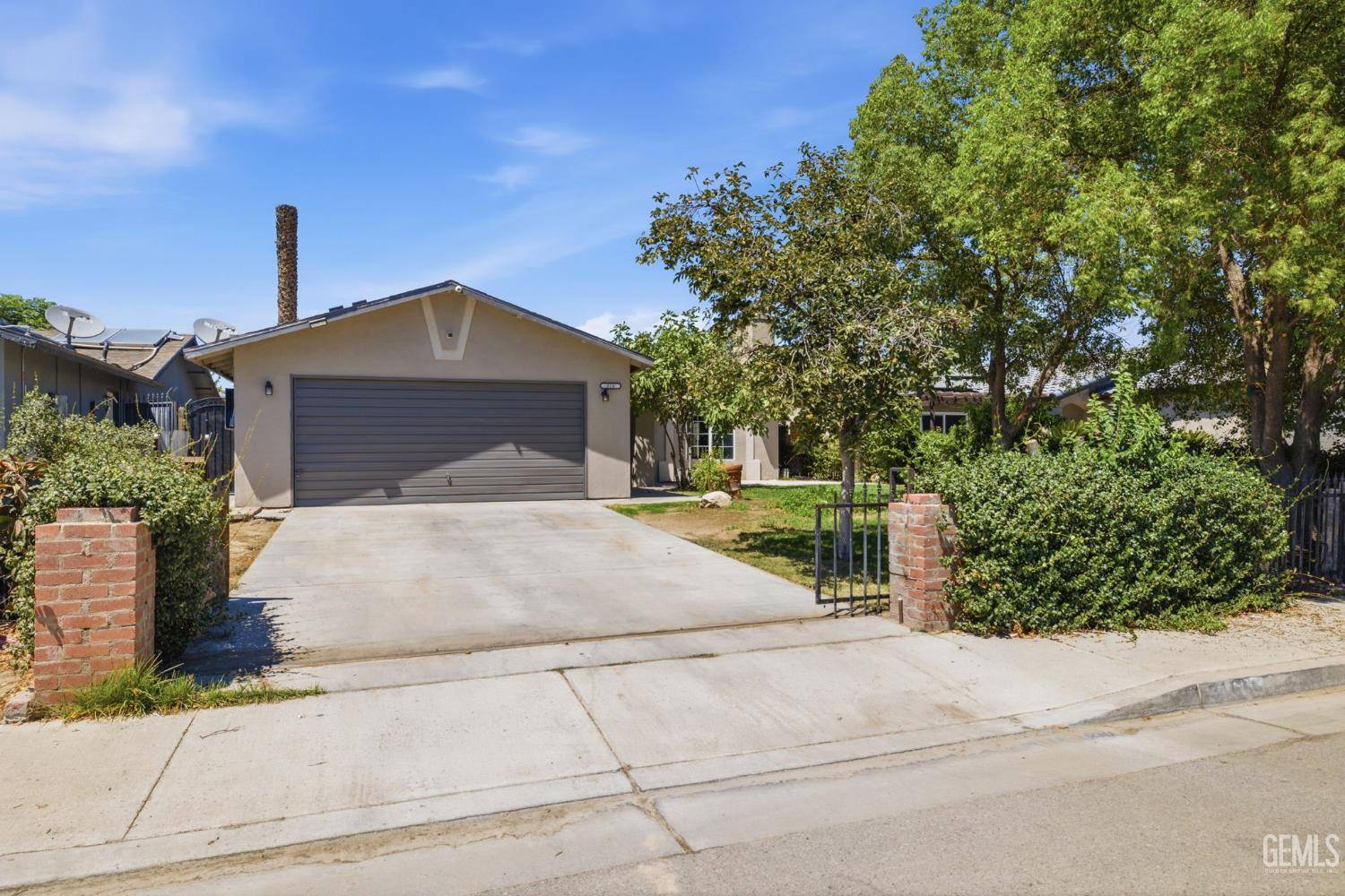 316 El Fuerte Avenue — photo 2