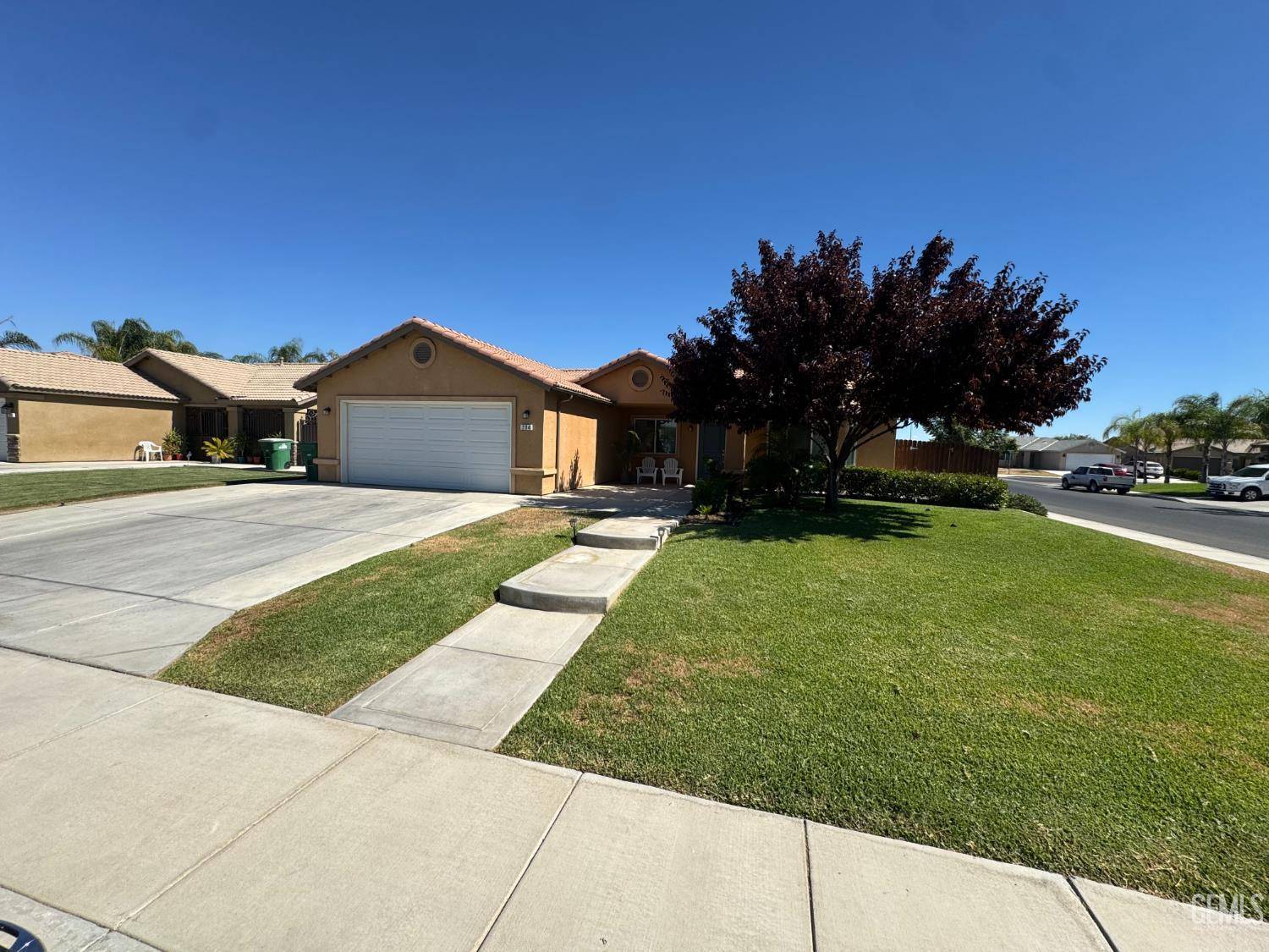 204 Emerald Parkway — photo 2
