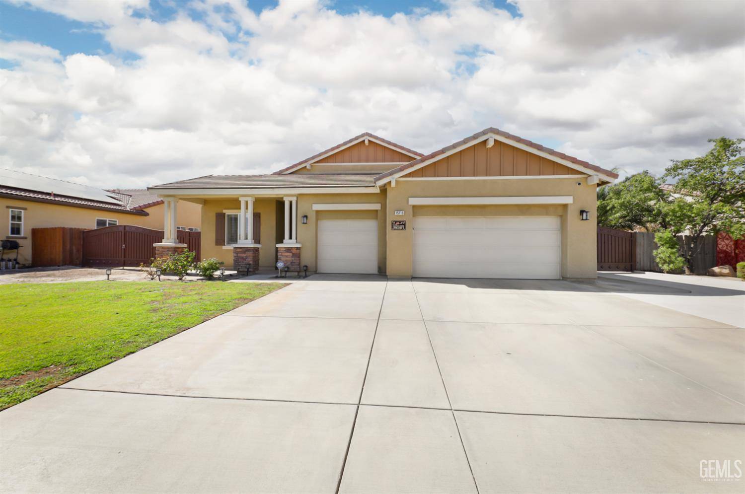 15719 Tallus Ranch Drive — photo 2
