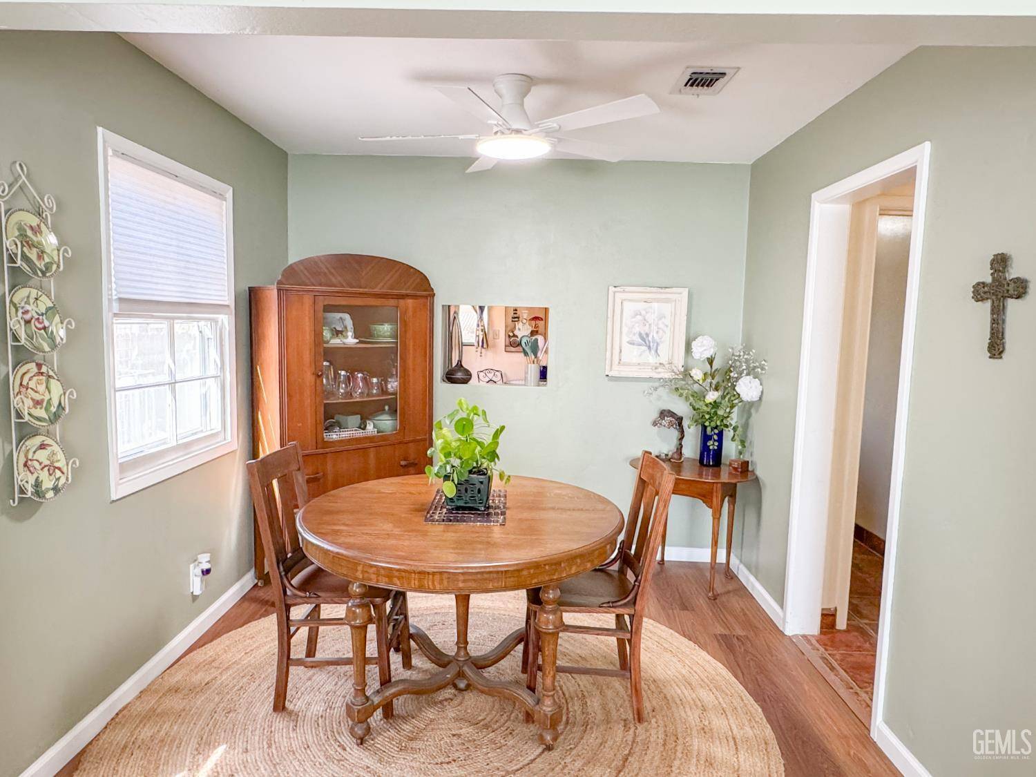 1653 Olive Street — photo 6