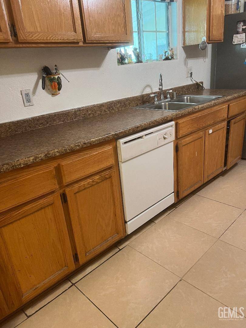 1420 Ralston Street — photo 3