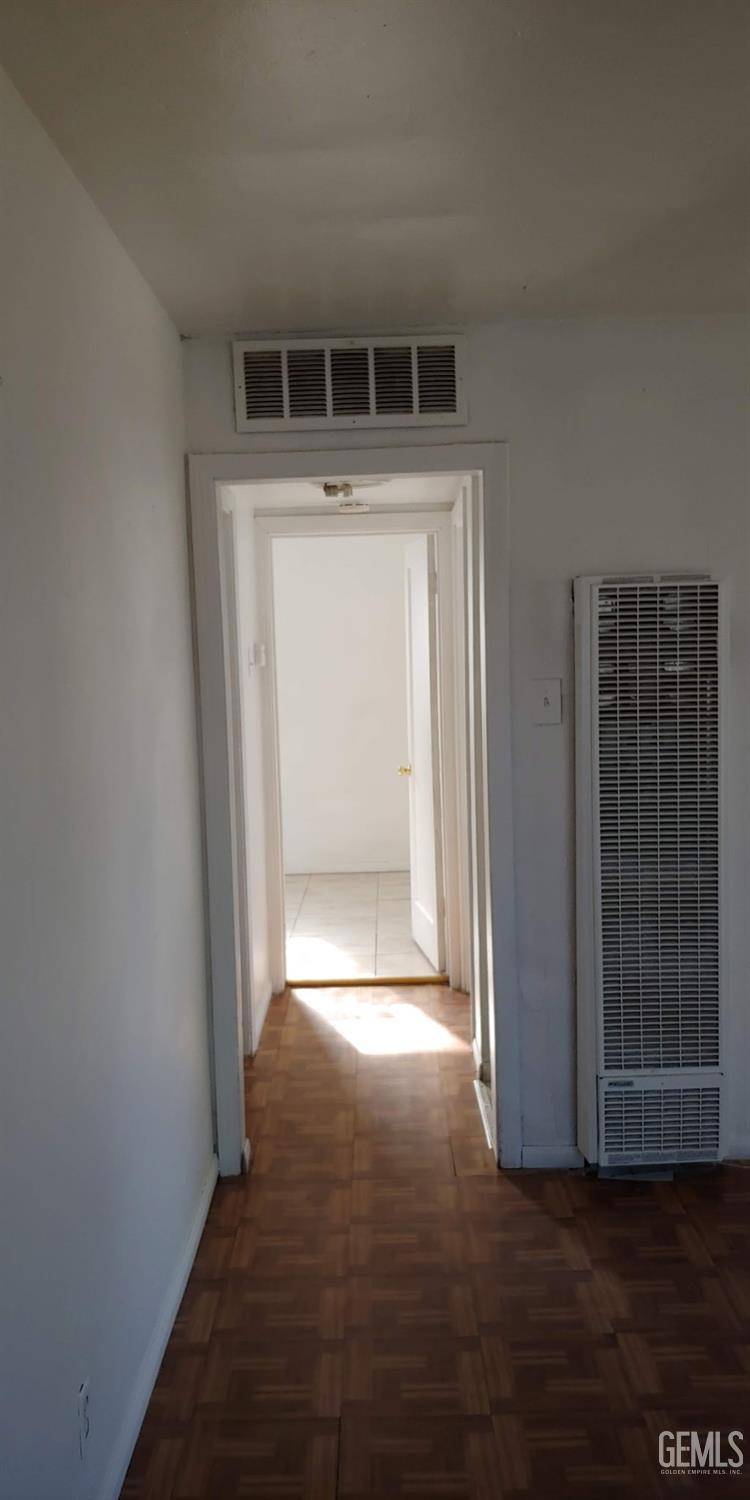 1130 Dolores Street — photo 3