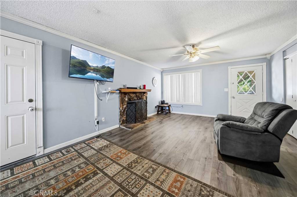 21511 San Gabriel — photo 4