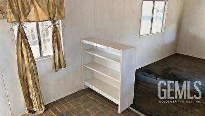4401 Hughes ln — photo 6