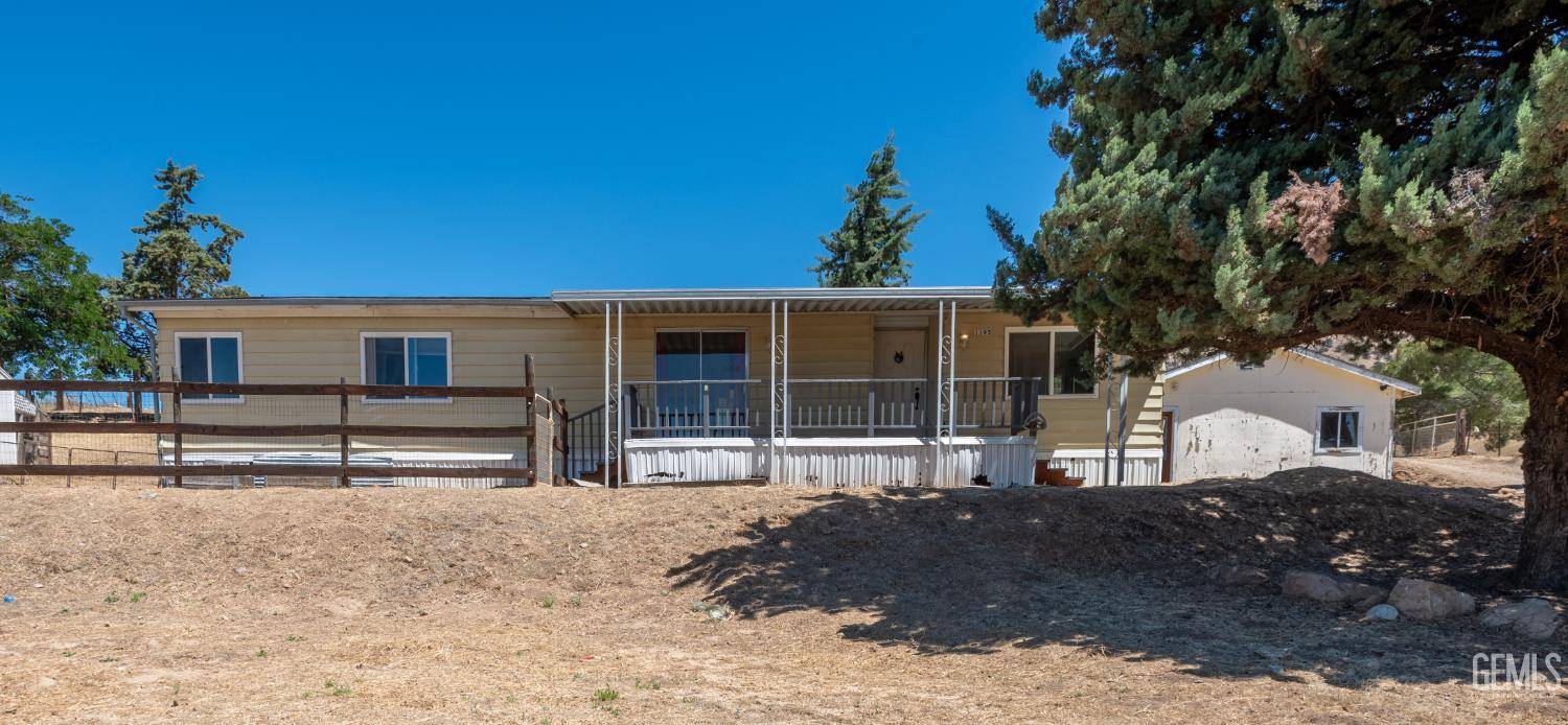 1195 Arabian Drive