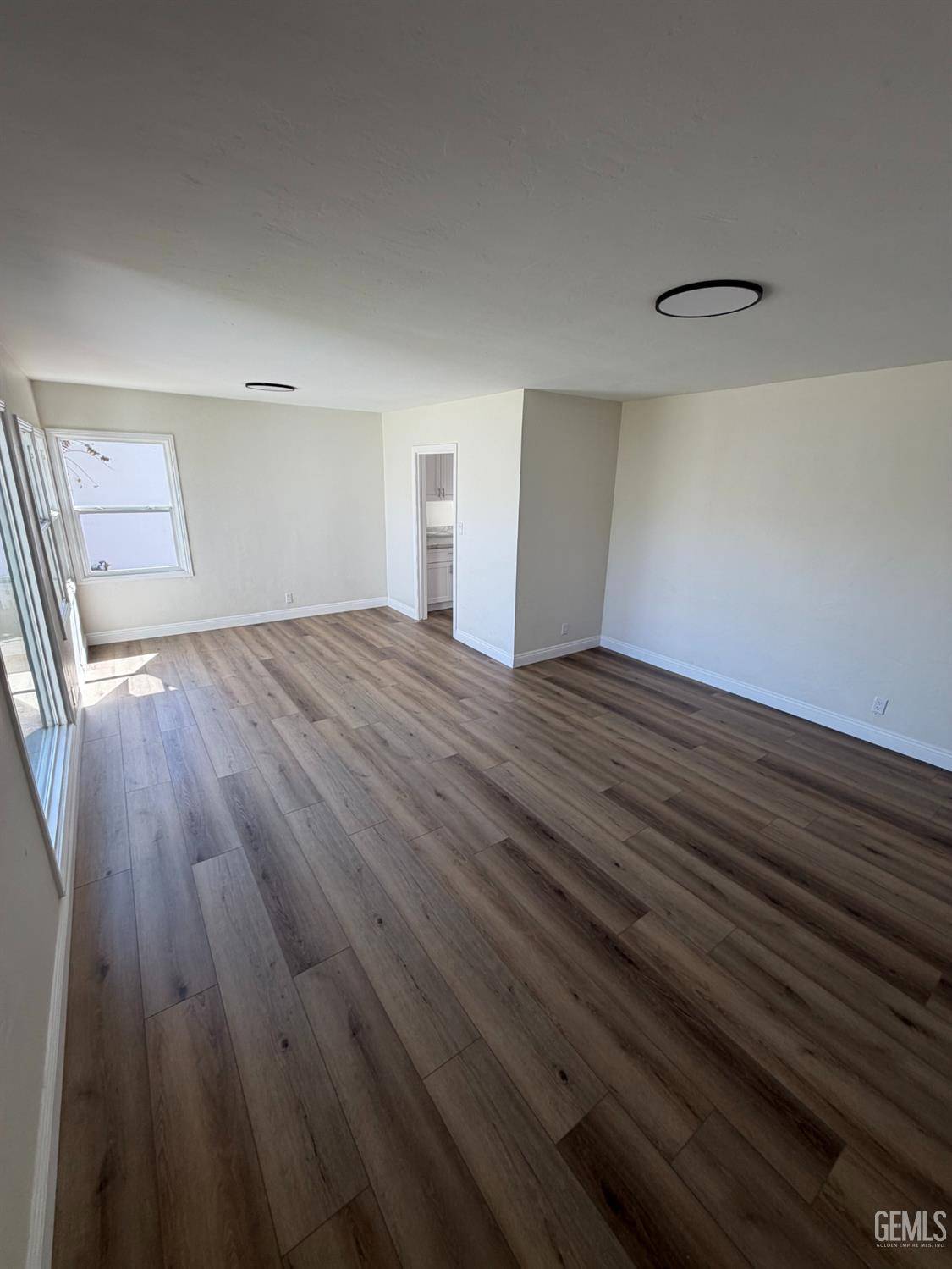 125 Myrtle Street — photo 3