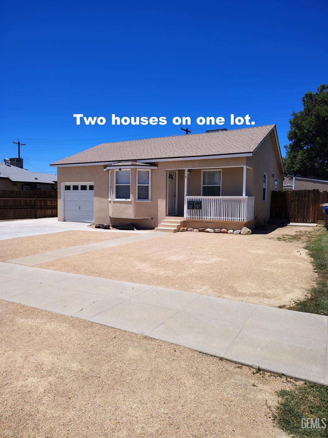 618 1/2 Charlana Drive — photo 1