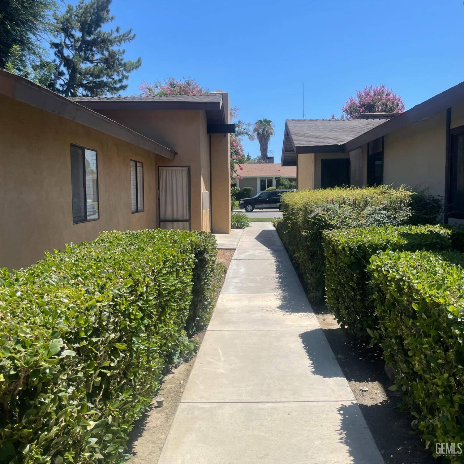 4800 Treanna Avenue — photo 5